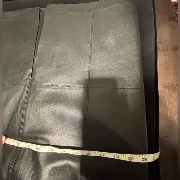 White House Black Market Black Leather Skirt size 10 NWOT - Picture 11 of 13